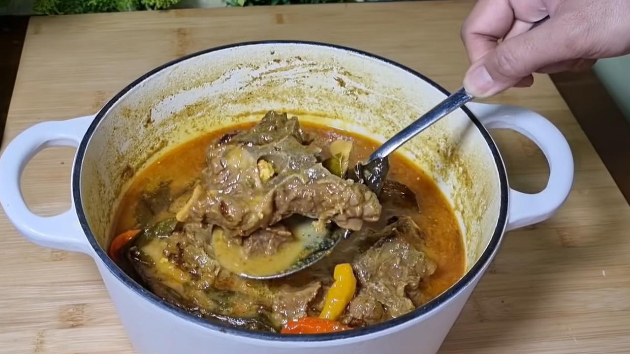 Unik dan Agak Lain, Gorengan Khas Betawi Ini Disajikan Berkuah
