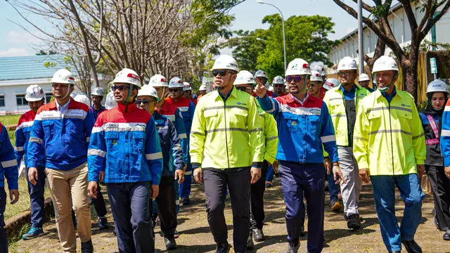 Pastikan Layanan Prima, Dirut Pertamina Patra Niaga Tinjau Kondisi Terminal LPG di Sulawesi