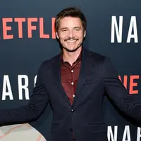 Aktor Pedro Pascal saat menghadiri premiere Narcos season 3. (Evan Agostini / Invision / AP)