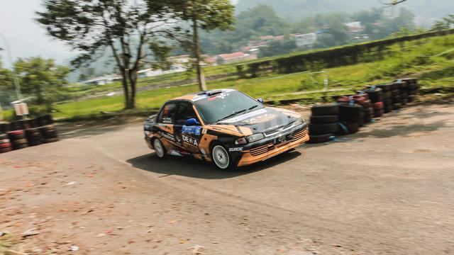 Dewa United Motorsport X MSRT