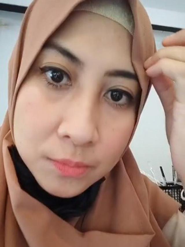 6 Potret Terbaru Nia AFI yang Kini Mantap Berhijab, Tuai Pujian