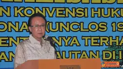 Citizen6, Jakarta: Menteri Kelautan dan Perikanan, Sharif C. Sutardjo ketika membuka acara Sosialisasi Pemahaman UNCLOS 1982 yang diselenggarakan DEKIN di Jakarta (24/10). (Pengirim: Efrimal Bahri)
