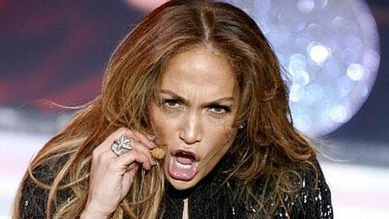 J-Lo kerja sama dengan produser LMFAO