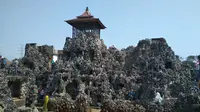 Taman Air Gua Sunyaragi menjadi salah satu tempat pilihan untuk menggelar event seni dan budaya Cirebon tahun 2020. Foto (Liputan6.com / Panji Prayitno)