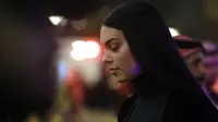 Kisah Georgina Rodriguez Saat Jadi Gebetan Cristiano Ronaldo: Berangkat Kerja Naik Bus, Pulang Dijemput Bugatti