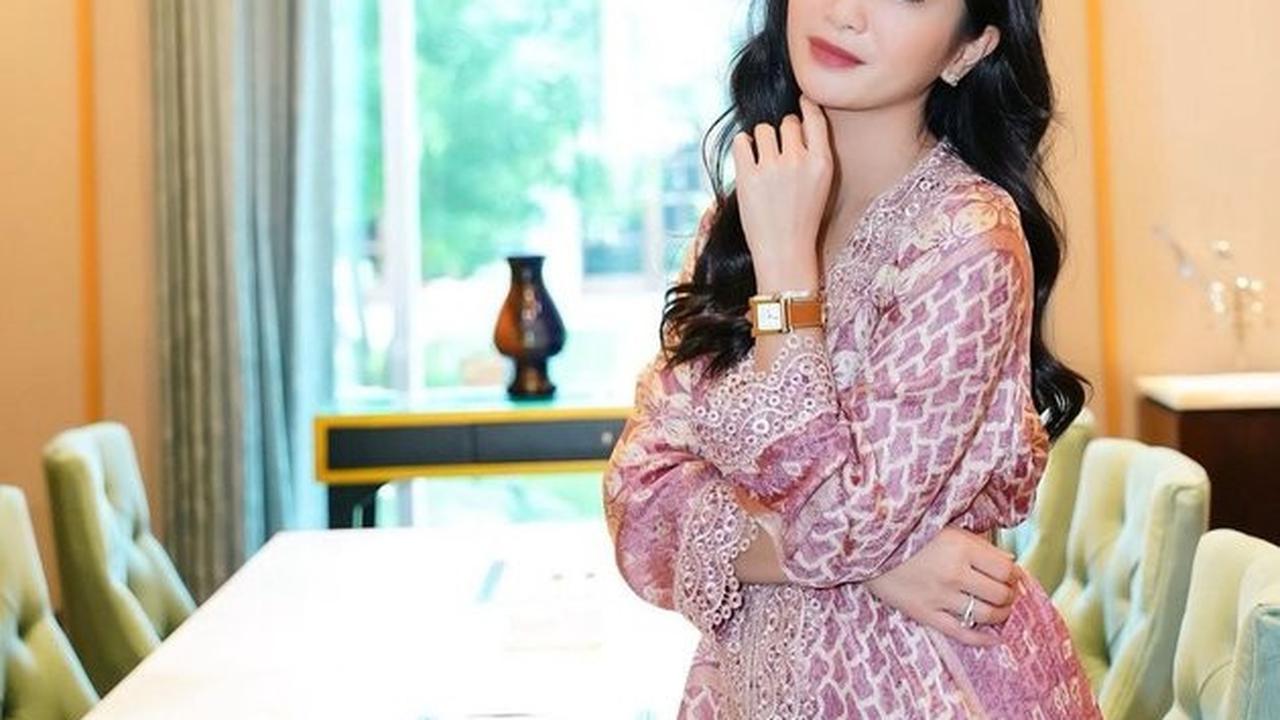 Selain sebagai tempat tinggal, rumah ini juga memiliki ruangan khusus yang sering digunakan untuk rapat atau acara tertentu.