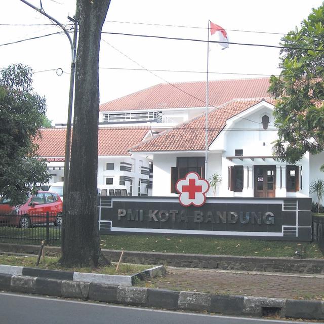 580 Hantu Ambulance Bandung Gratis Terbaik