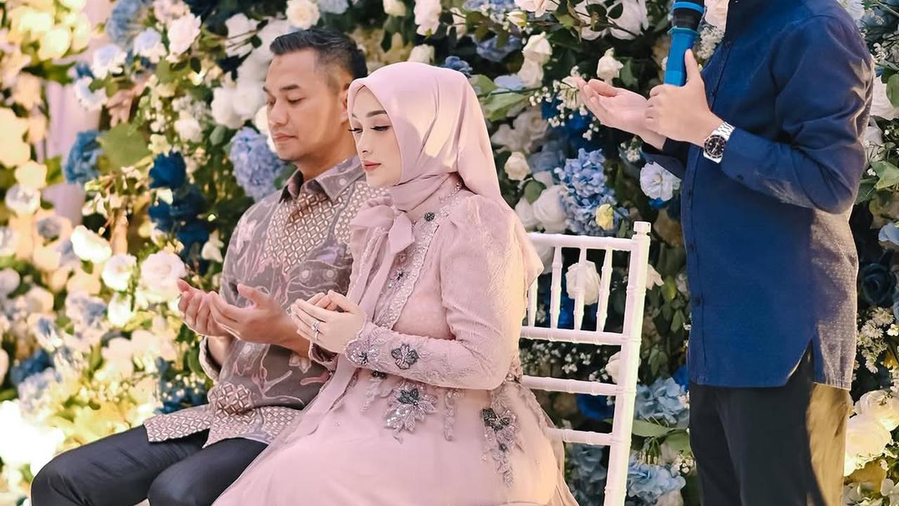 Potret Acara Tasyakuran 7 Bulan Kehamilan Zaskia Gotik, Tampil Cantik dengan Gamis Pink Berpita