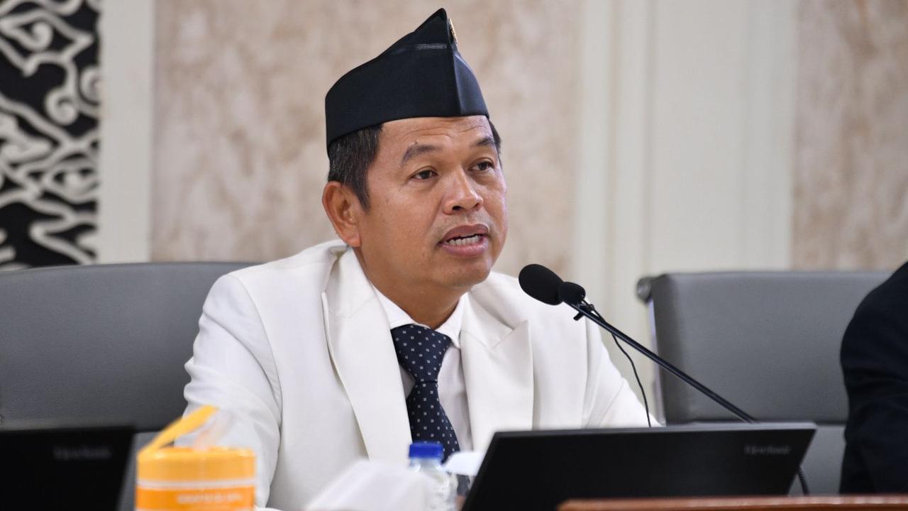 Geng Motor di Cirebon Terciduk, Dedi Mulyadi Gercep Sambangi Kantor Polisi, Kapolres Minta Maaf ‘Pak Cirebon Heboh Terus, Jadi Malu Saya