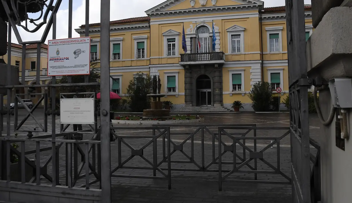 Suasana Institut Nasional Lazzaro Spallanzani untuk Penyakit Menular di Roma, Italia, Selasa (3/3/2020). Hingga saat ini tercatat sudah ada 79 orang meninggal dunia akibat virus corona atau COVID-19 di Italia. (Xinhua/Alberto Lingria)