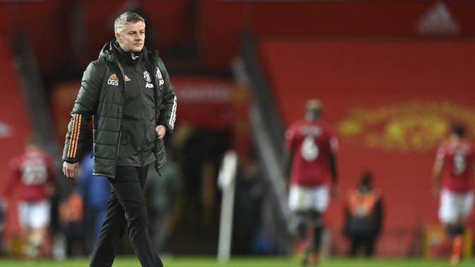 Manajer Manchester United (MU) Ole Gunnar Solskjaer dalam laga kontra Arsenal pada pekan ketujuh Liga Inggris di Old Trafford, Minggu (1/11/2020). (Shaun Botterill/Pool via AP)