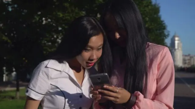 [Bintang] Heboh! Cewek Ngaku Cinta Sama Sopir Taksi Online, Endingnya...