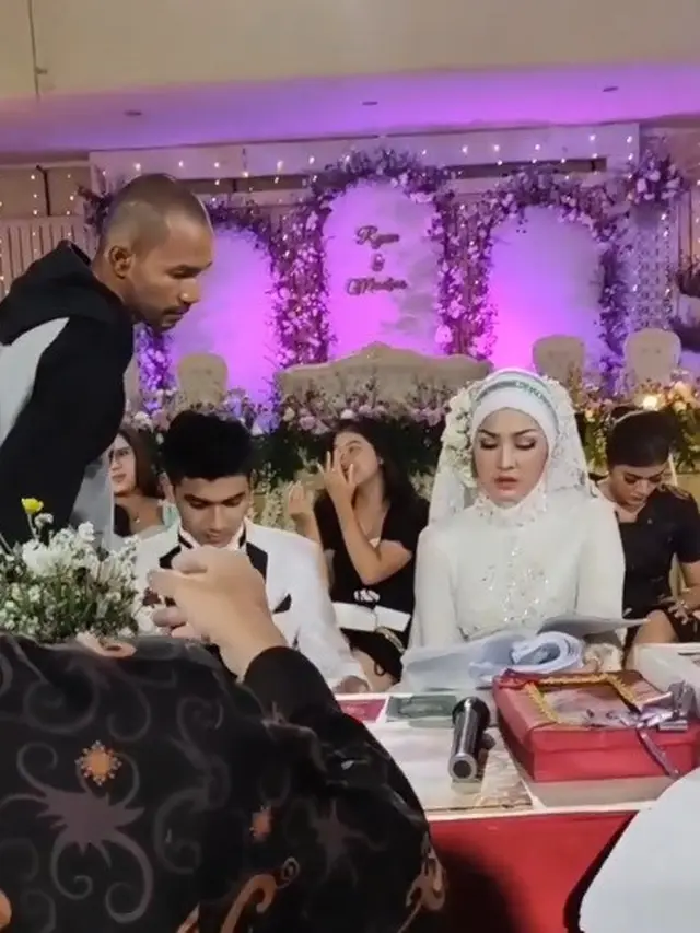 Cut Syifa dan Guruh Febrian syuting adegan nikah di Love Story The Series (Foto: Instagram/@gallery_cutsyifa)