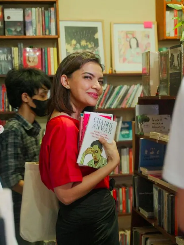 Najwa Shihab at Buku Akik