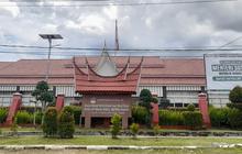 150 Anak Keluarga Miskin Ekstrem Jadi Angkatan Pertama Sekolah Rakyat di Padang