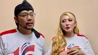 Sandy Tumiwa dan Vista Putri