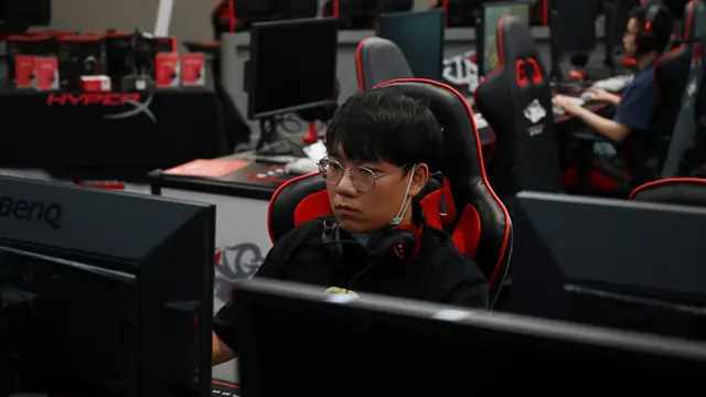 FOTO: Pembatasan Waktu Bermain Game Online di China