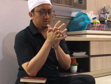Rumah pendakwah Ustaz Yusuf Mansur disatroni massa (https://www.instagram.com/p/CeGln7JJ6wp/)