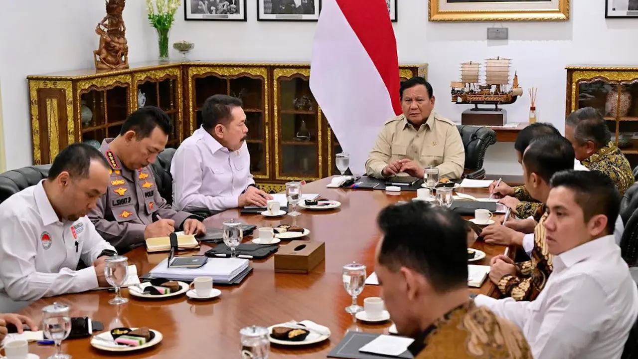Presiden Prabowo Kumpulkan Kapolri, Jaksa Agung dan Menteri Bahas Beras Oplosan