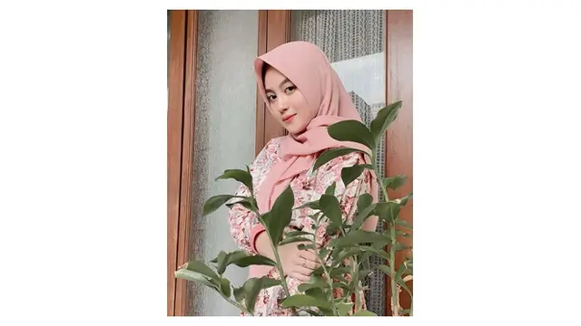 Potret 6 Eks Personel JKT48 saat Kenakan Hijab, Makin Memesona