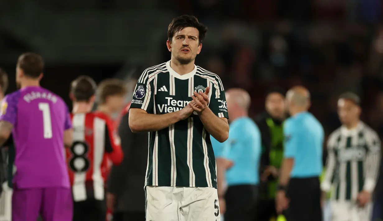 Hasil imbang melawan Brentford membuat Manchester United tertahan di posisi enam klasemen sementara dengan 48 poin dari 29 pertandingan. (AP Photo/Ian Walton)