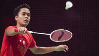 Penampilan buruk dua tunggal putra Indonesia, Anthony Sinisuka Ginting dan Jonatan Christie kembali menyeruak. Jelang berlangsungnya All England, keduanya yang jadi unggulan di German Open 2022 rontok di babak kedua alias 16 Besar dan gagal ke perempatfinal. (AFP/Claus Fisker)