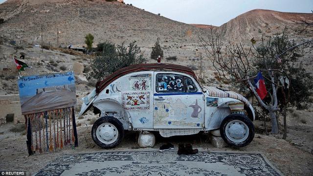 Hotel VW Beetle