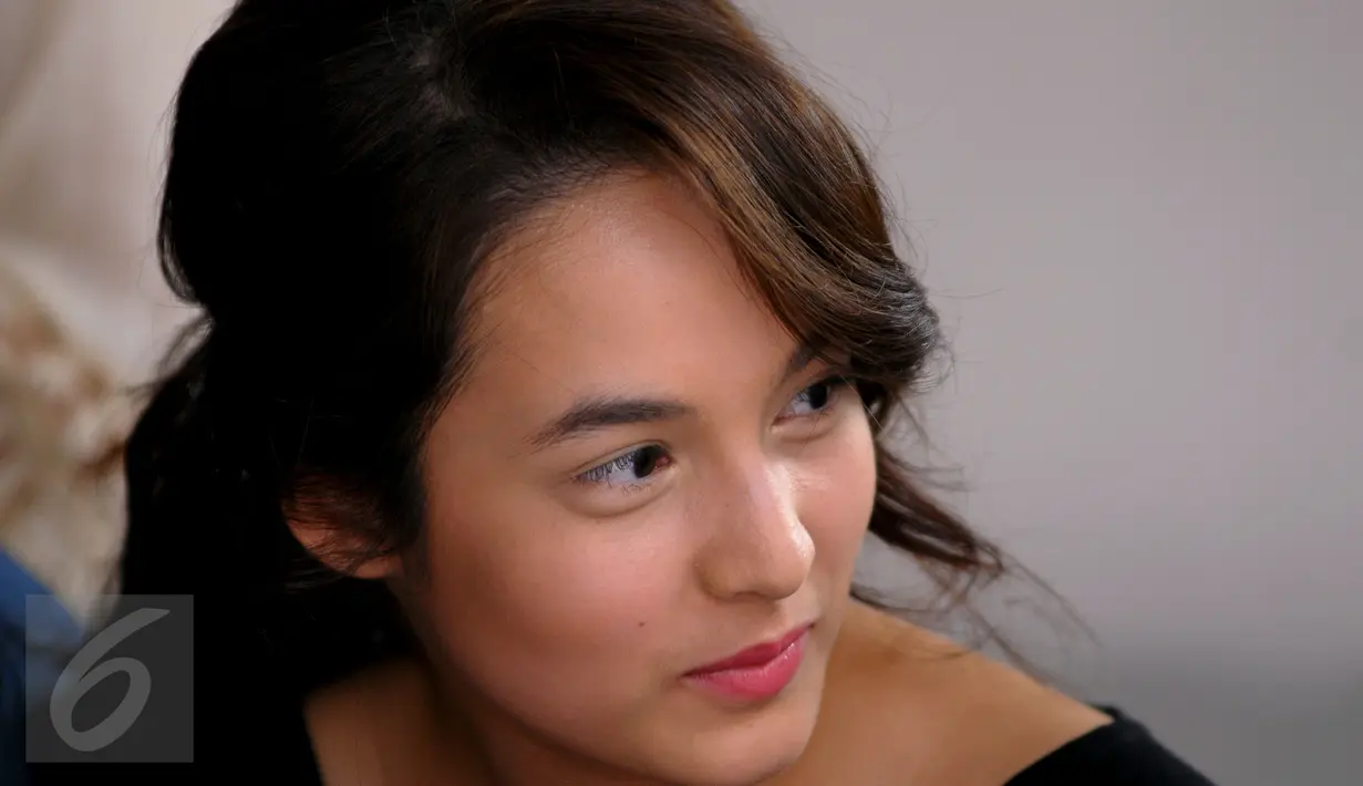 Chelsea Islan mengawali dunia keartisan lewat modeling karena kesukaannya dengan fotografi. Foto diambil pada 7 Juli 2015 di Jakarta. (Liputan6.com/Faisal R   Syam)