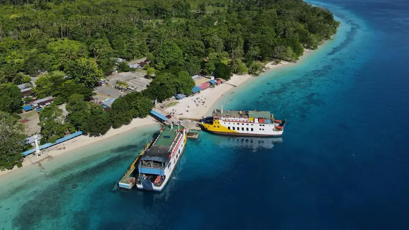 PT ASDP Indonesia Ferry (Persero) resmi menerapkan reservasi tiket online berbasis website melalui trip.ferizy.com di lintasan Galala-Namlea pada Jumat (23/2).