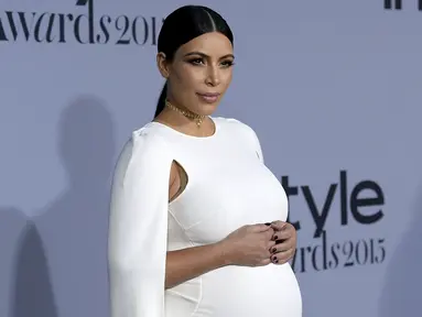 Kim Kardashian West saat menghadiri acara InStyle Awards di Getty Center, Los Angeles, California, Selasa (27/10/2015). (REUTERS/Kevork Djansezian)