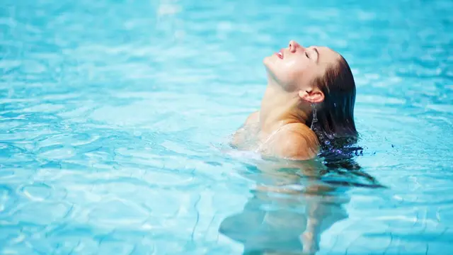 Berenang