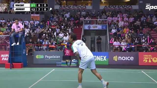 6 Potret Vincent Rompies saat Olahraga, Tak Hanya Jago Badminton