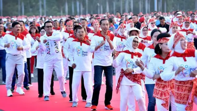 Jokowi senam Poco-poco (Hak Cipta: credit: instagram.com/sekretariat.kabinet/gen)