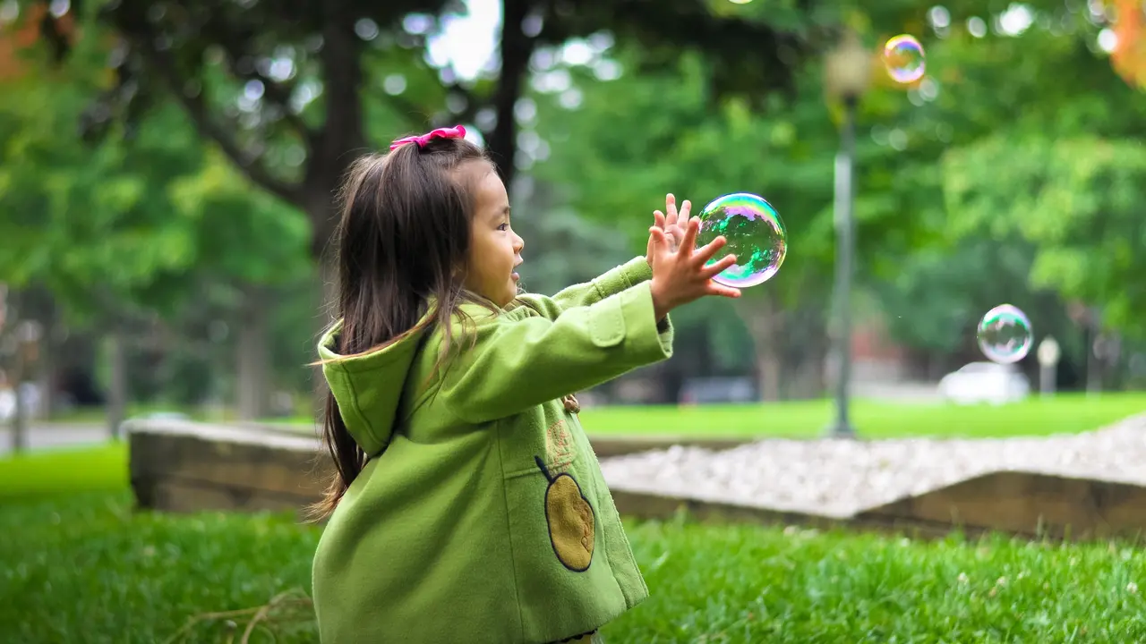 ilustrasi anak/unsplash @leorivas