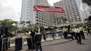 Sementara itu, Chandra Hamzah yang juga selaku kuasa hukum PPKGBK menyampaikan sudah enam kali mengirimkan surat kepada PT Indobuildco untuk segera mengosongkan lahan. Sebab, hak guna bangunan (HGB) yang mereka miliki sudah habis. (Liputan6.com/Faizal Fanani)