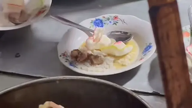 Porsi Gultik Blok M