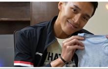 Intip Isi Ransel Jonatan Christie yang Dibawa ke Paris, Ada Obat Kangen Keluarga di Rumah
