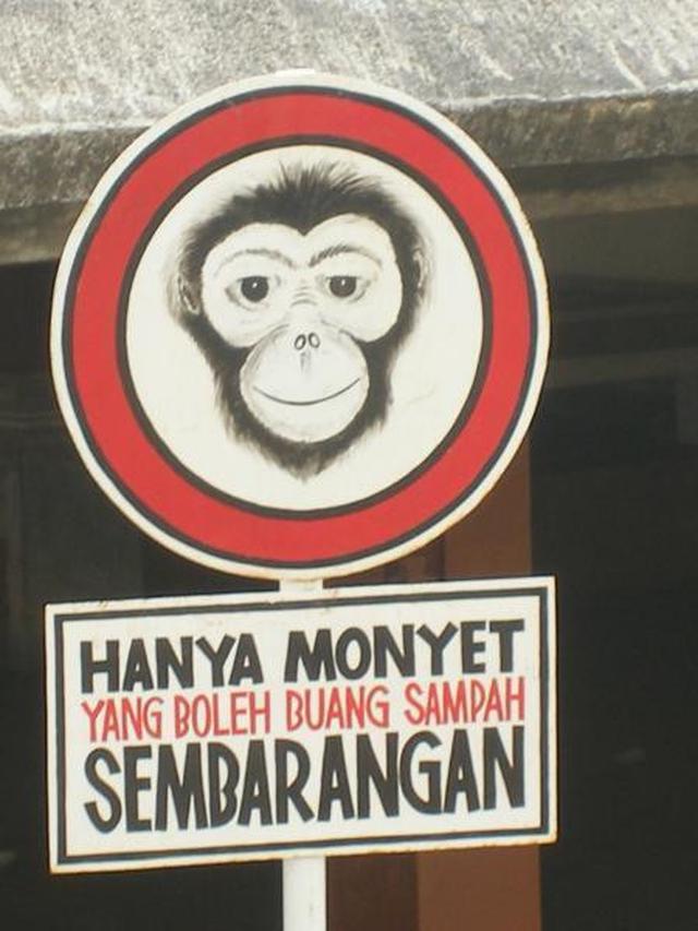 larangan buang sampah unik