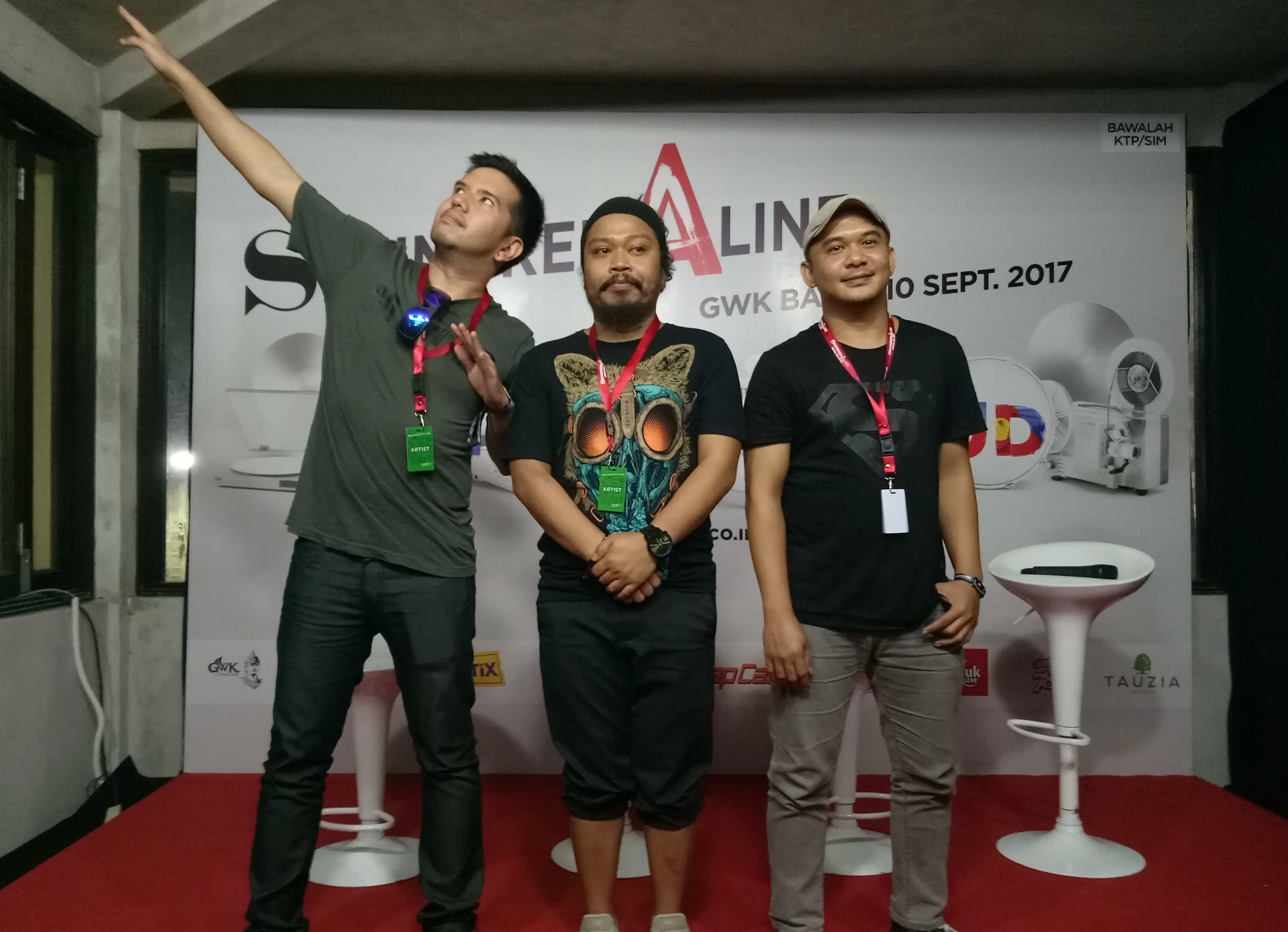 Payung Teduh tak sangka antusias para penonton soundrenaline 2017 (Foto: Ferry Noviandi)