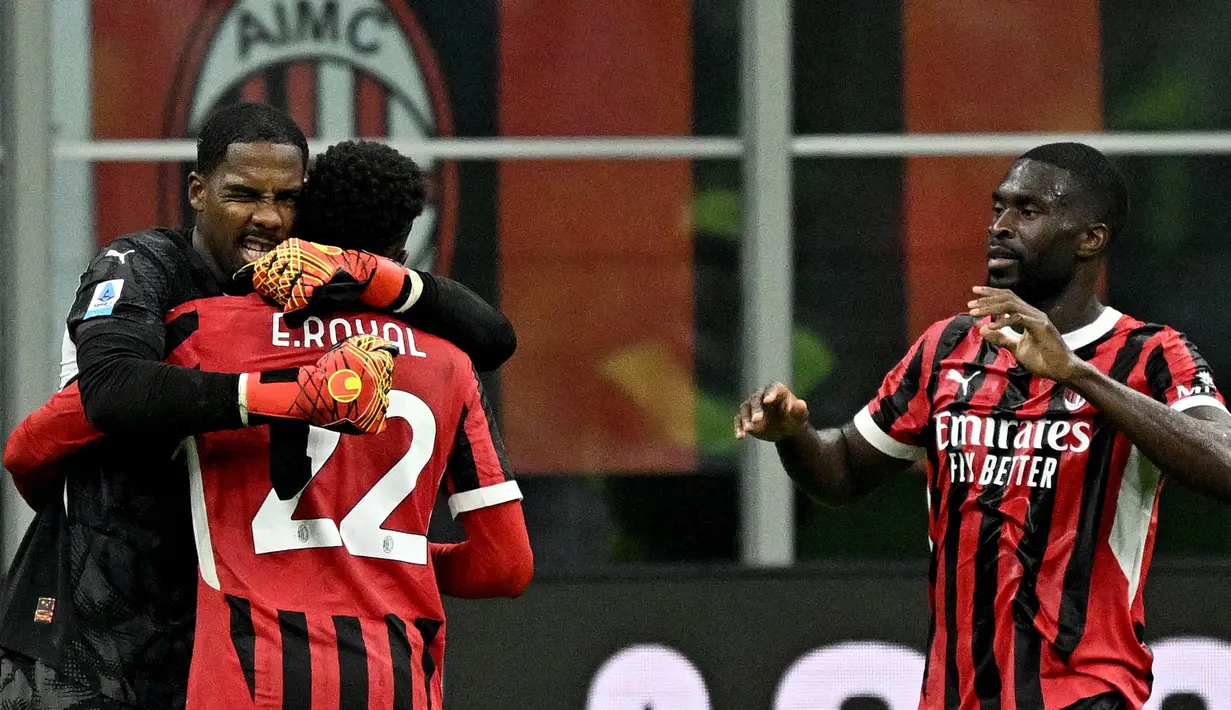 Bertindak sebagai tuan rumah, AC Milan sukses mengandaskan Lecce dengan skor telak 3-0. (Gabriel BOUYS/AFP)