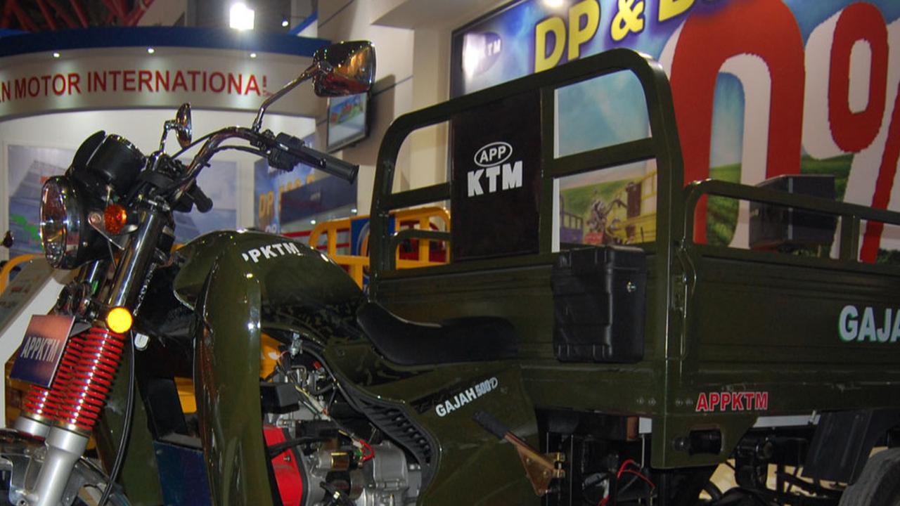 Motor diesel roda tiga APP KTM