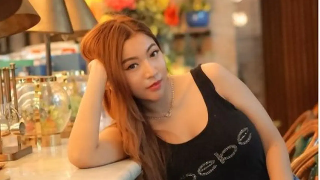 Monica Indah