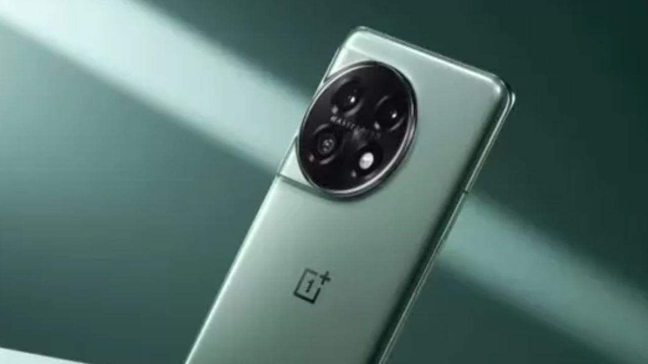 <b>OnePlus 12</b>