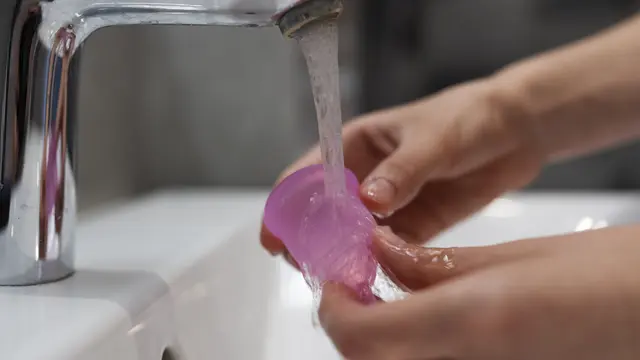 Mitos dan Fakta soal Membersihkan Area Kewanitaan - 4