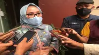 Wakil Wali Kota Cirebon Eti Herawati menyatakan siap menjalankan PSBB. Foto (Liputan6.com / Panji Prayitno)