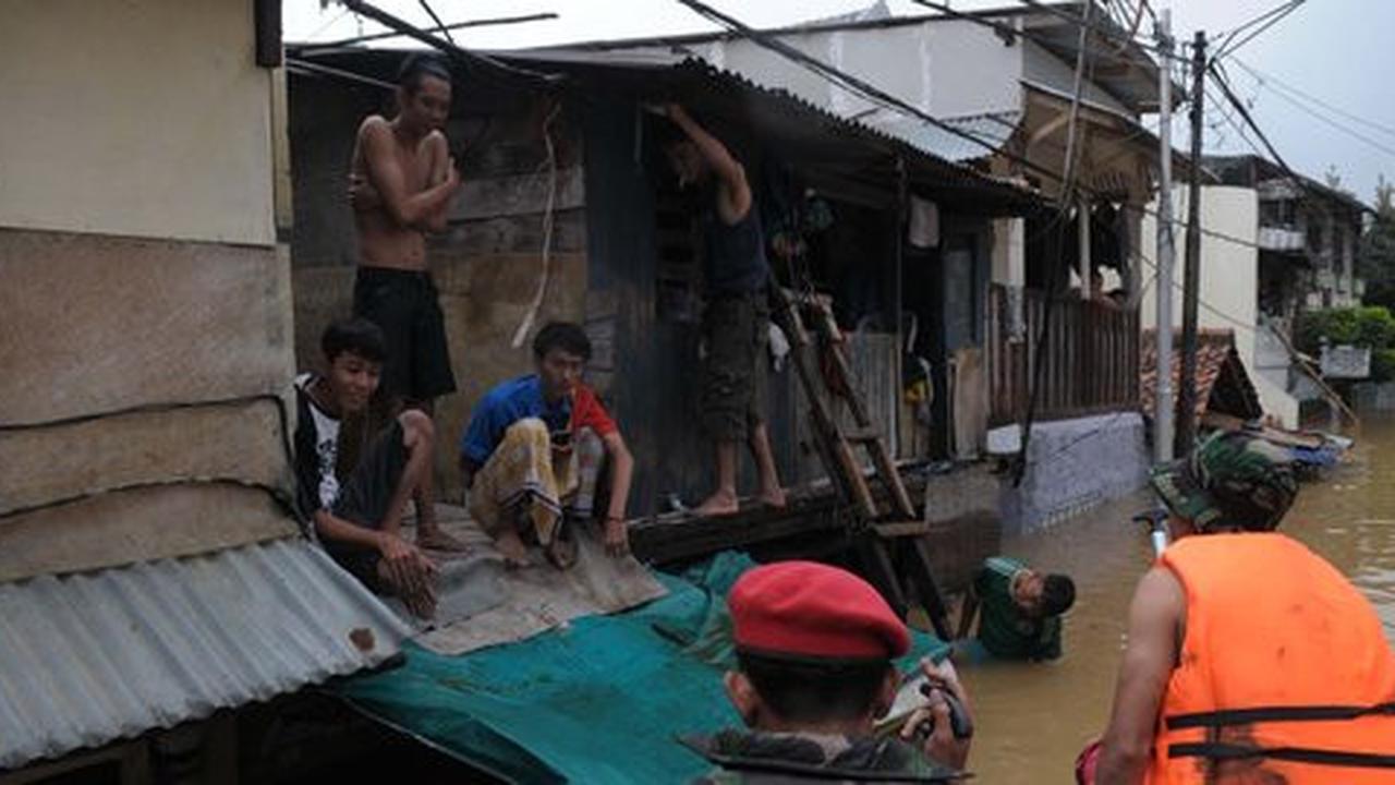 Warga Bidara Cina soal relokasi: Monyet aja dipindahin butuh biaya