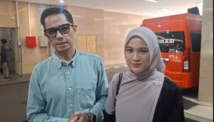 Polisi dalami kasus dugaan penipuan investasi yang melibatkan perusahaan teknologi finansial berbasis syariah. Dude Harlino dan Alyssa Soebandono diperiksa.