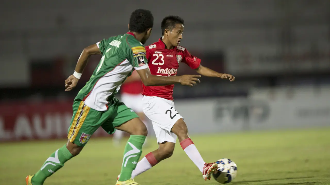 Bali United VS Mitra Kukar