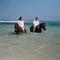 Potret Aaliyah Massaid dan Thariq Berkuda di Pantai Sumba, Nikmati Liburan Keluarga