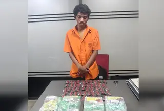 Bareskrim Polri mengungkap peredaran gelap narkotika di Kota Dumai, Riau.